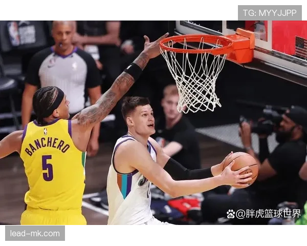 沃克·凯斯勒挡拆制造错位助攻数提升显著拉开队内组织差距